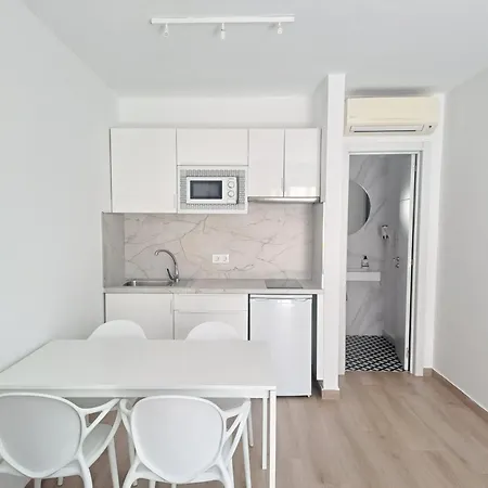 Apartment Homeforguest 15 Con Terraza Y Piscina En Corralejo
