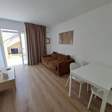Homeforguest 15 Con Terraza Y Piscina En Apartment *