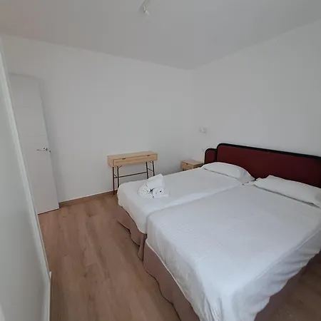 Homeforguest 15 Con Terraza Y Piscina En Appartamento Corralejo